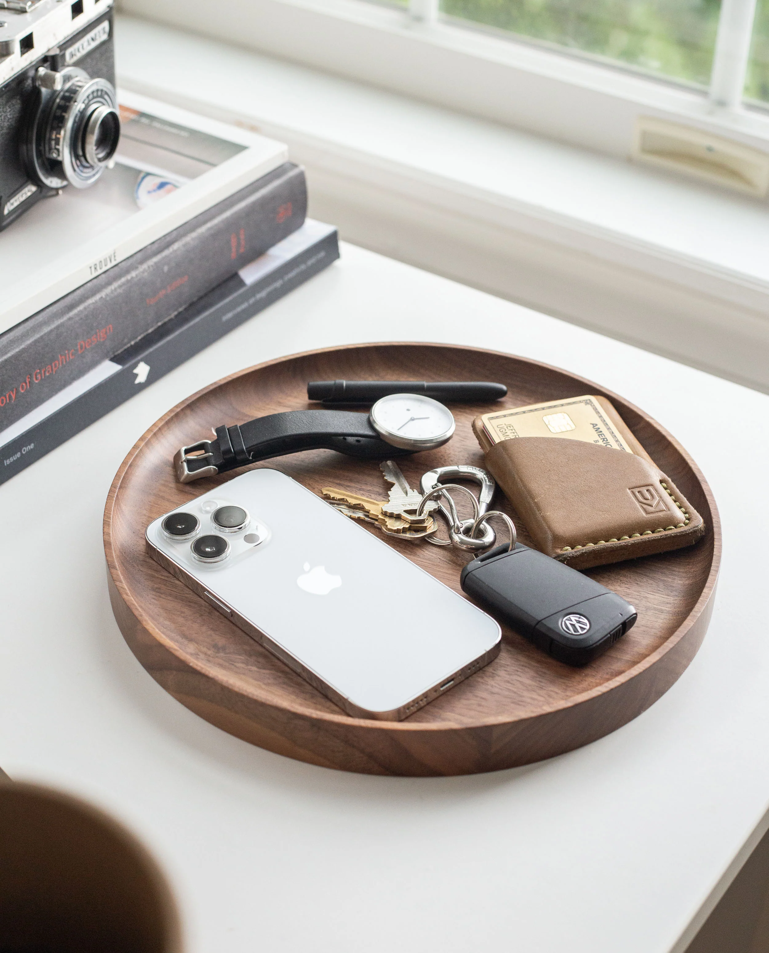 Round Valet Tray (Walnut - Large)