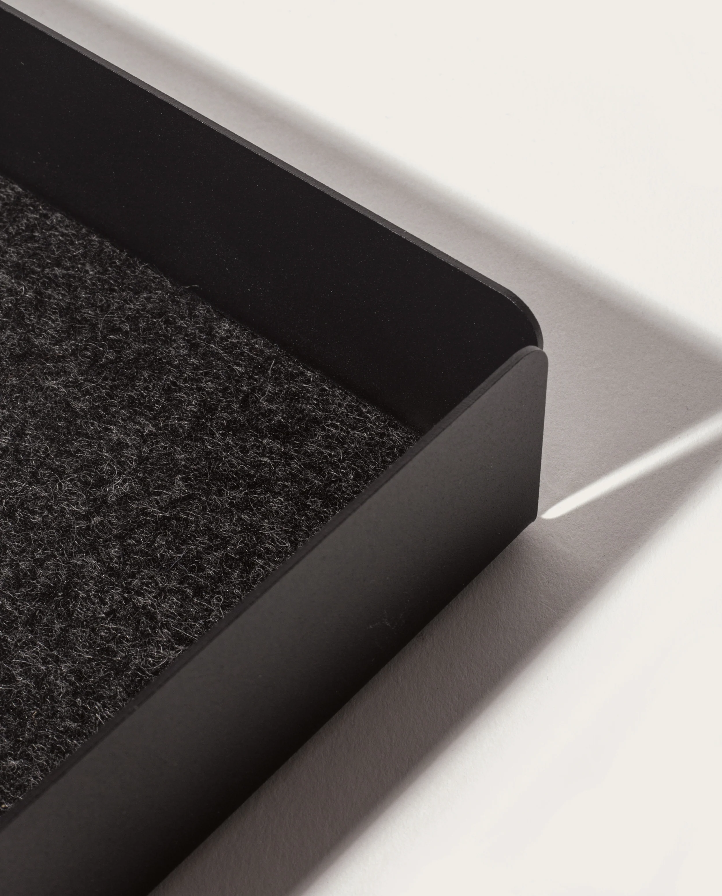 Gather Large Tray (2x2 - Black)