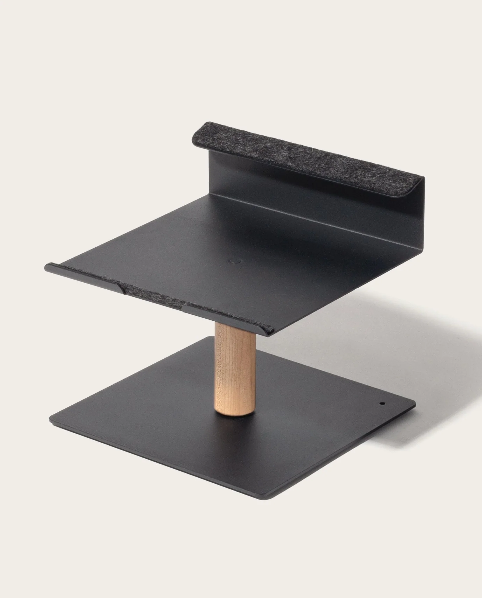 Gather Laptop Stand (Black/Maple)