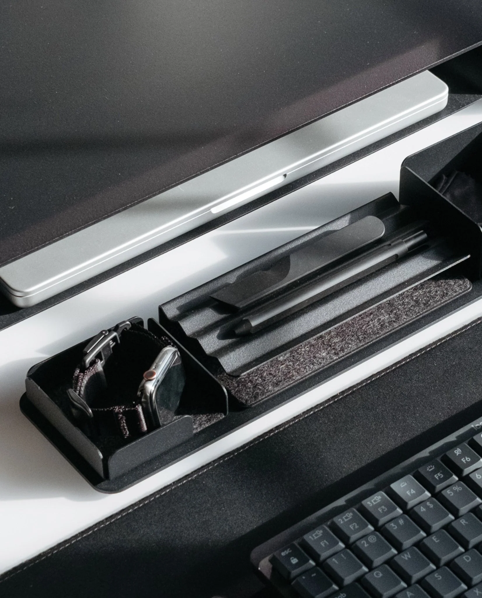 Gather 1x4 Base Plate (Black)