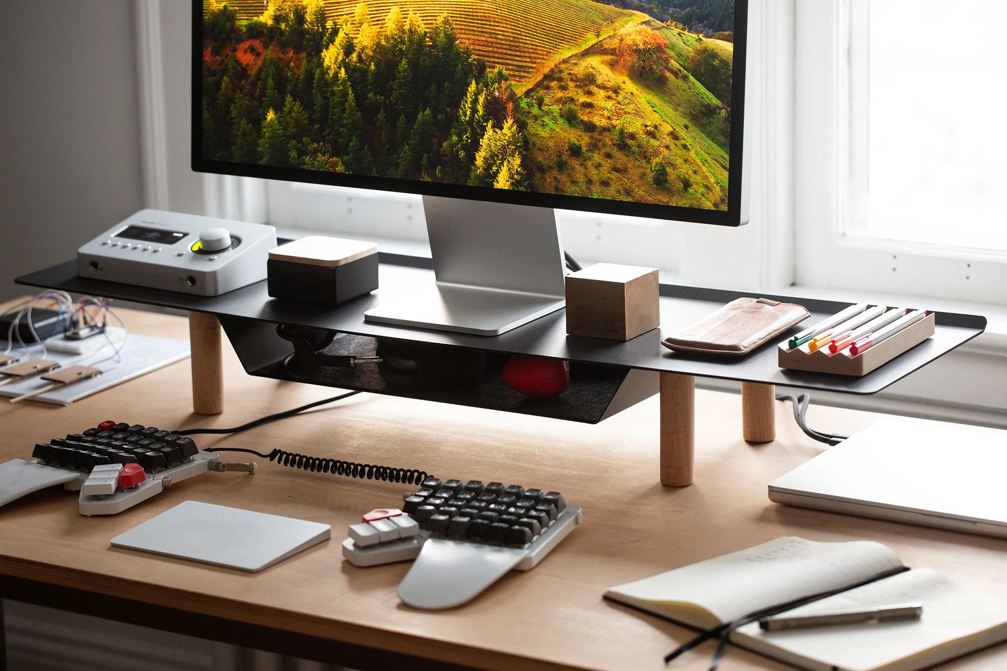 Gather Large Monitor Stand (Black/Maple)