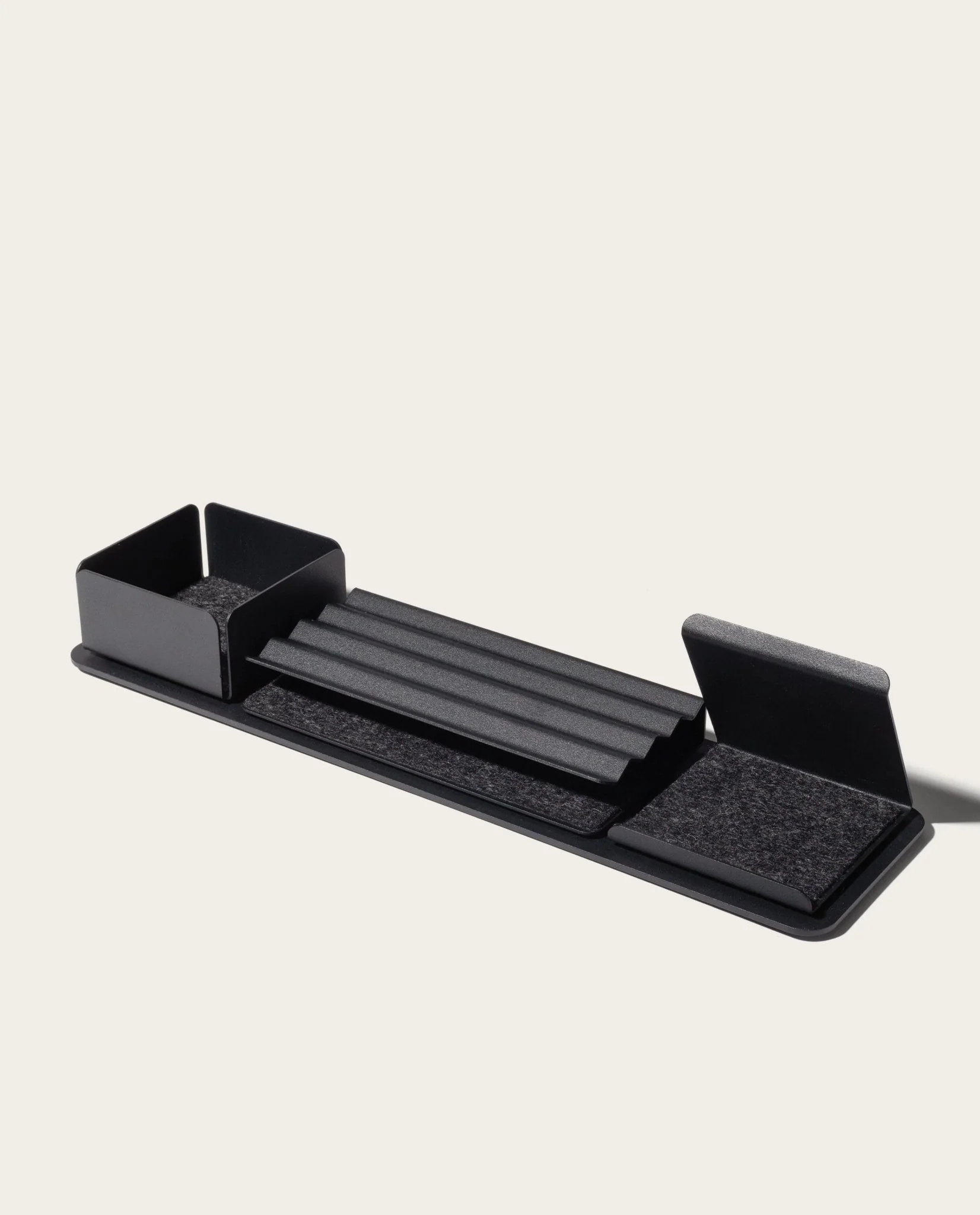 Gather 1x4 Organizer Set (Black)