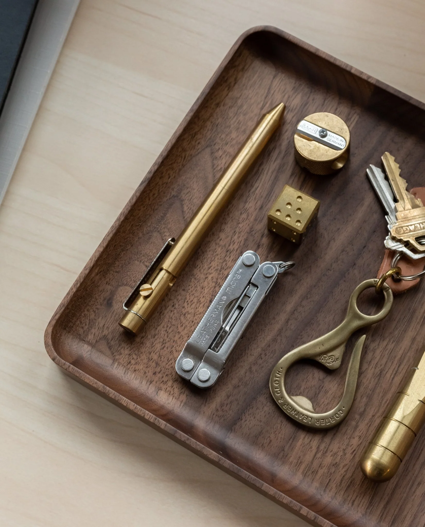Valet Tray (Walnut - Medium)