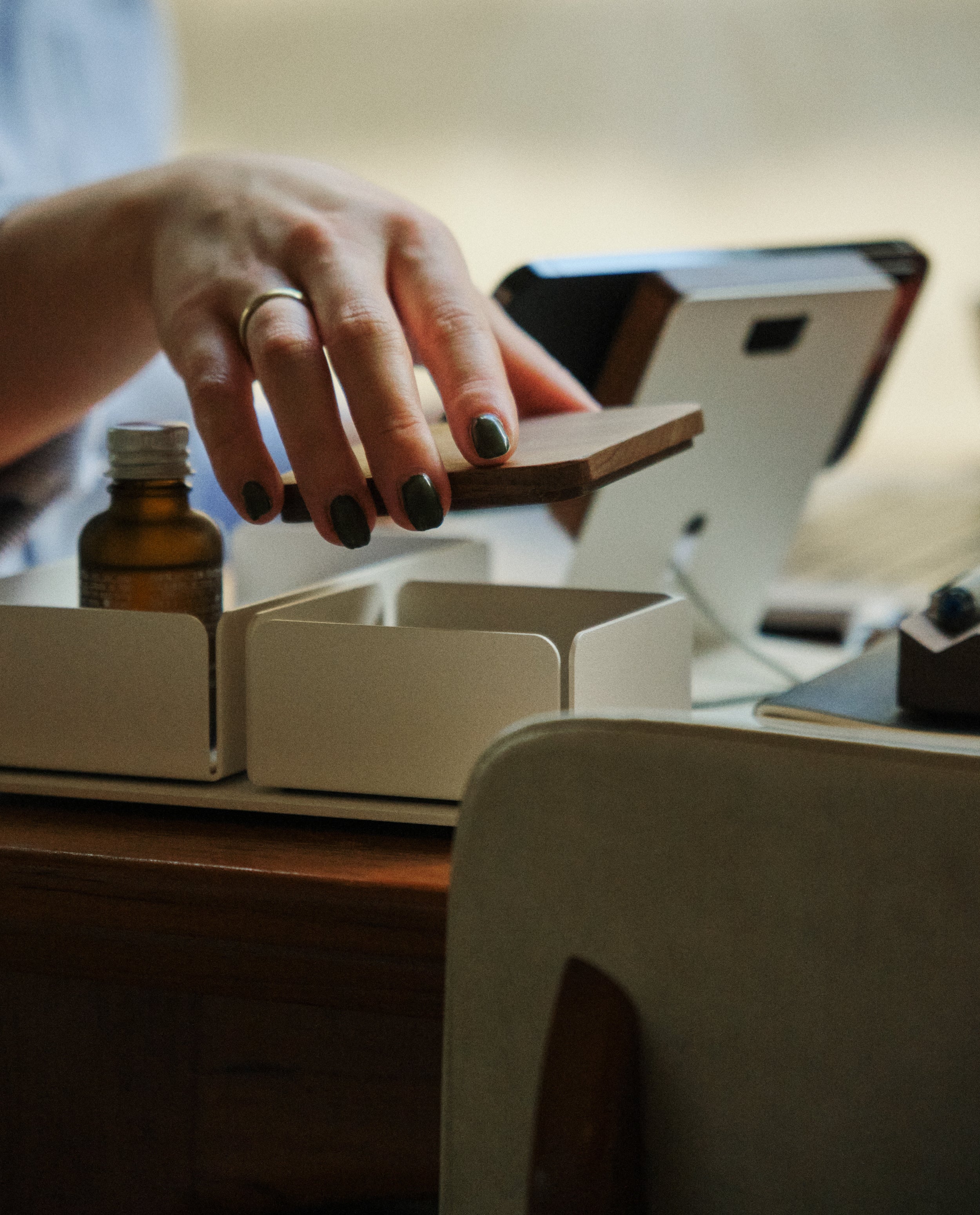 Gather Solid Wood Lid (Walnut)