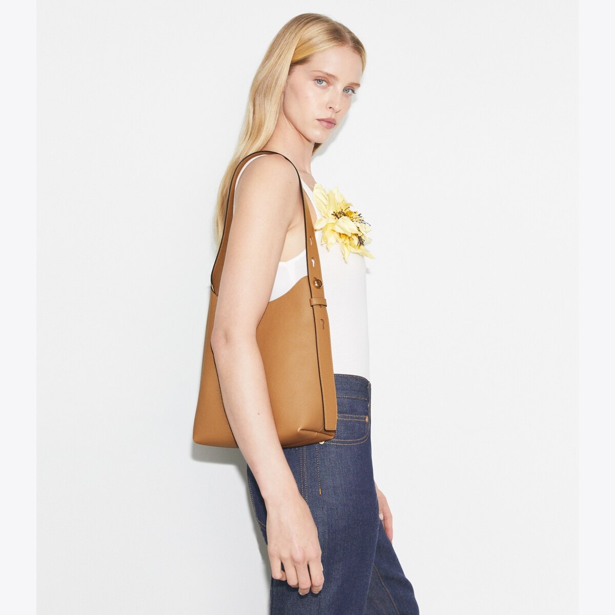 Small Romy Hobo Bag - deep brown