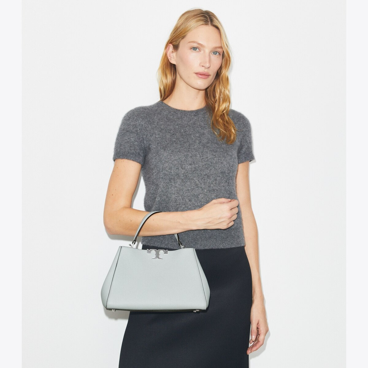 Medium Eleanor Soft Satchel - blue