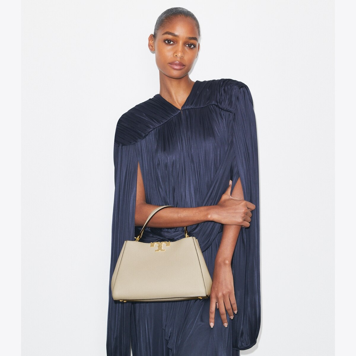 Medium Eleanor Soft Satchel - tiramisu