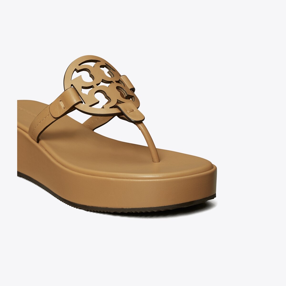 Miller Wedge Sandal - beige