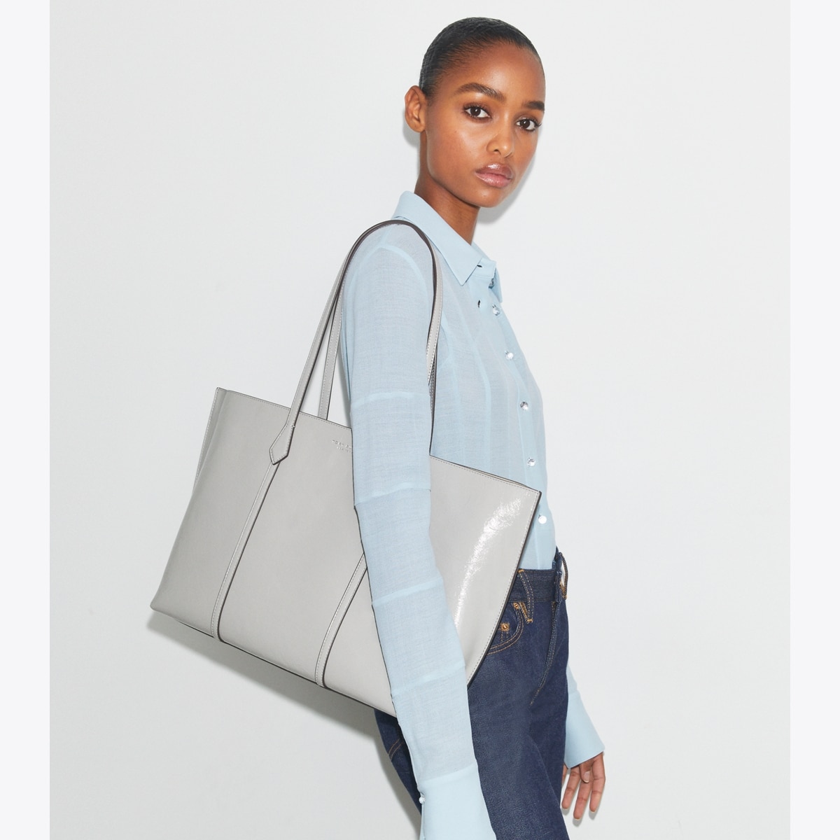 Perry Distressed Tote - gray