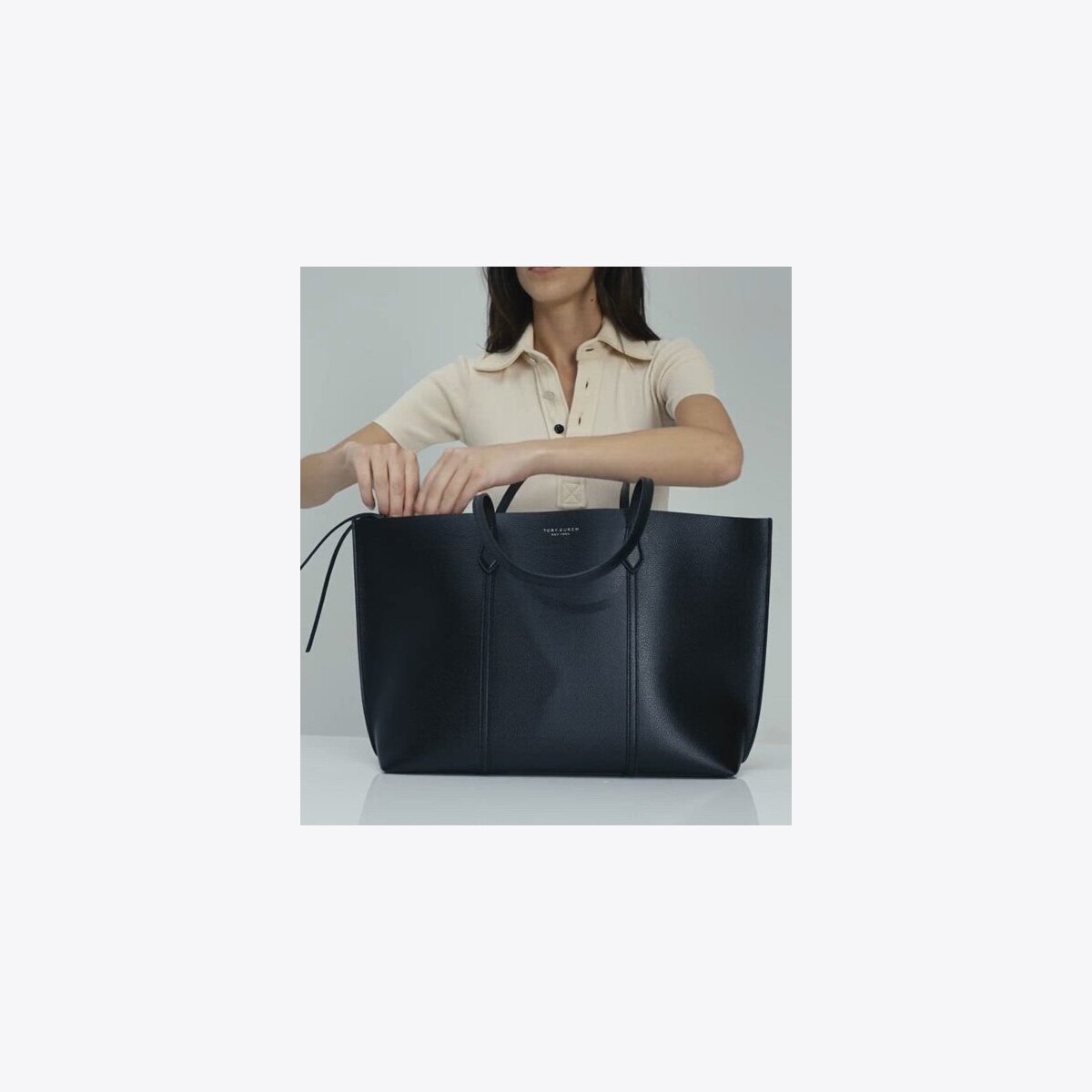 Perry Distressed Tote - gray