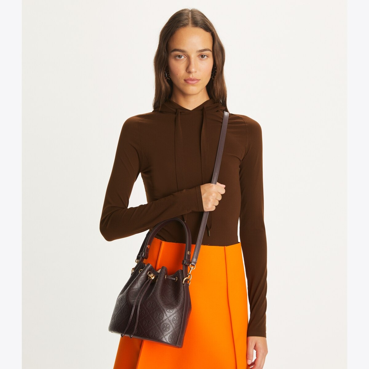 T Monogram Leather Bucket Bag - red