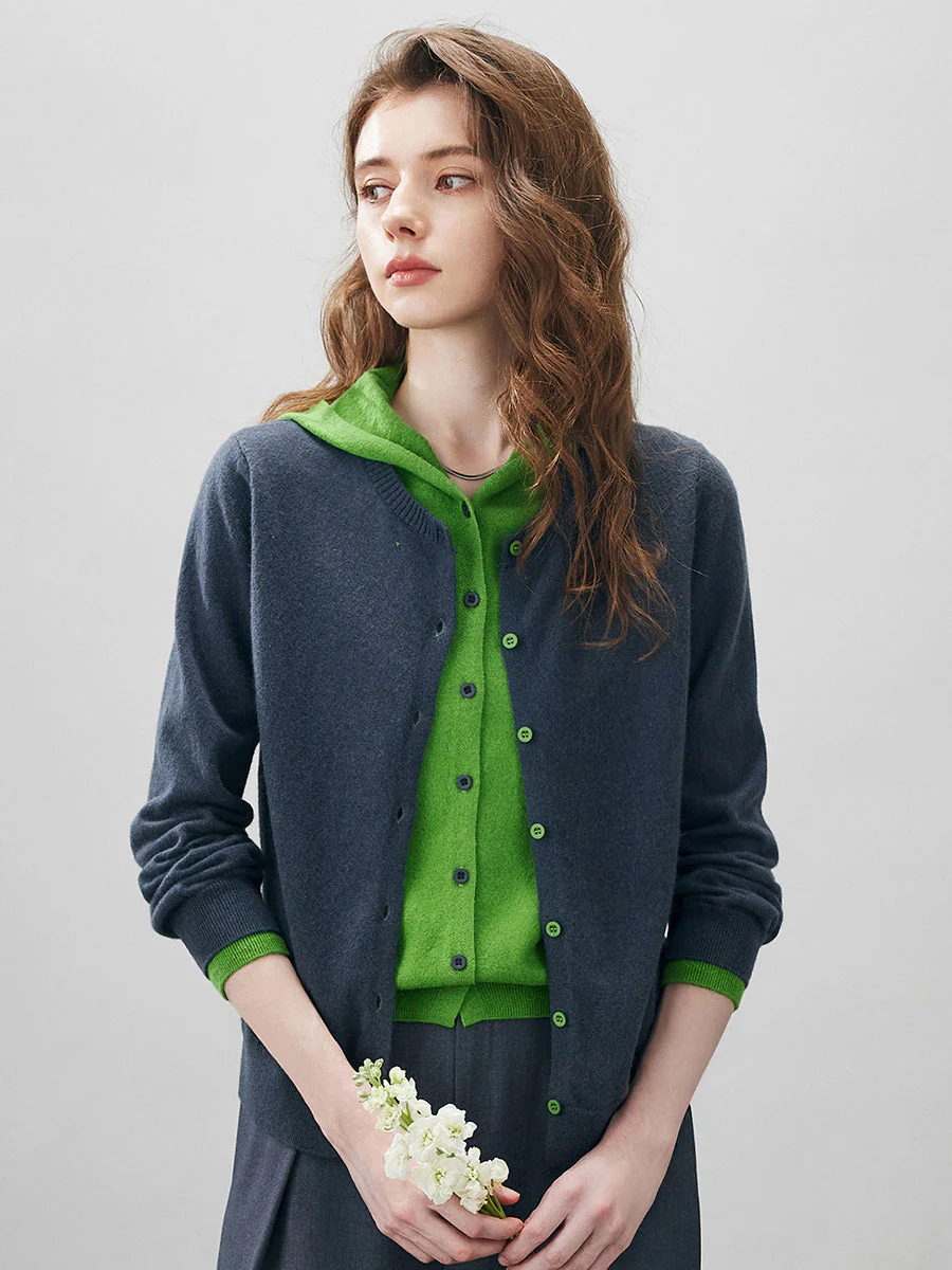 100% Wool Women's Contrast Button Down Hoodie