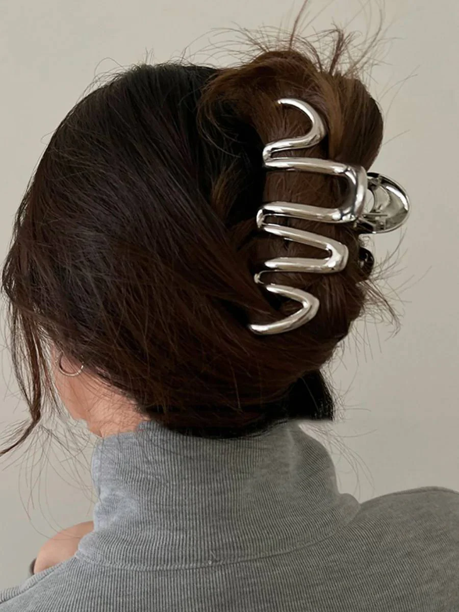 Minimalist Metal Hairpin