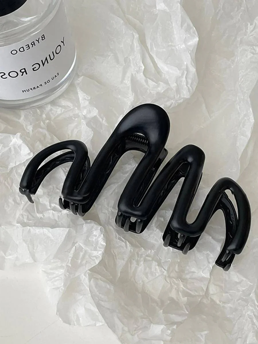 Minimalist Metal Hairpin