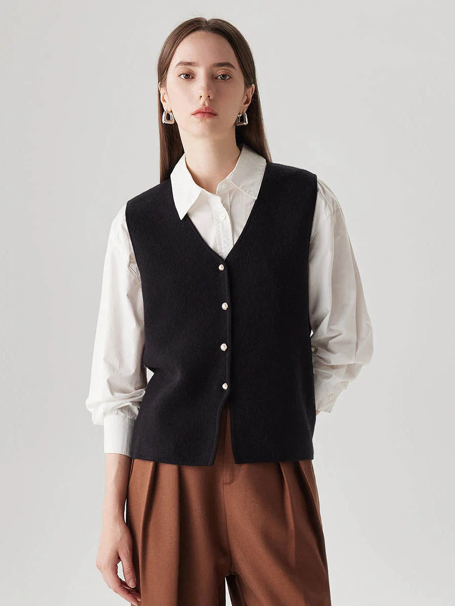 100% Wool Women's Button-Down Knit Vest