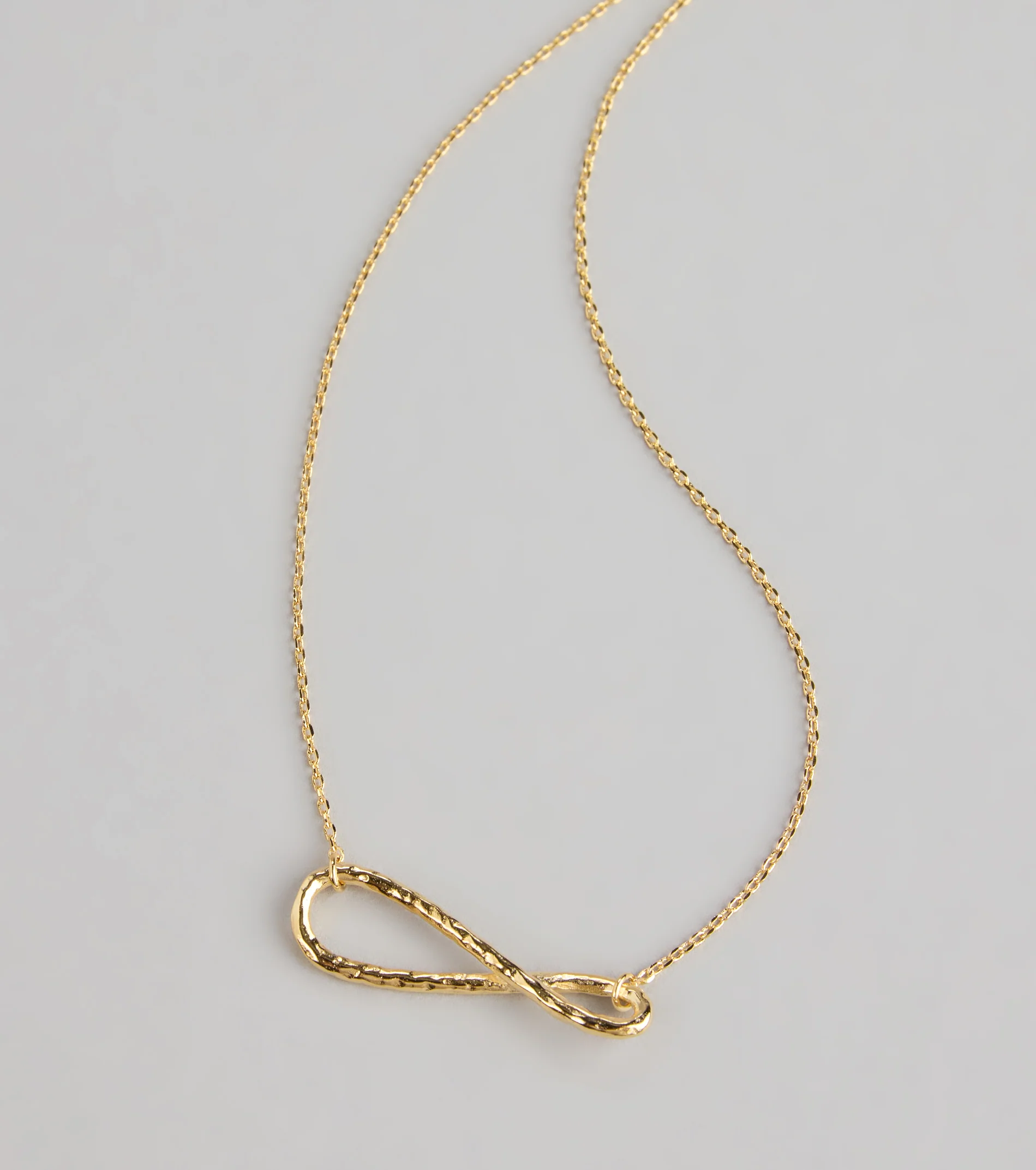 Endless Glow Infinity Necklace