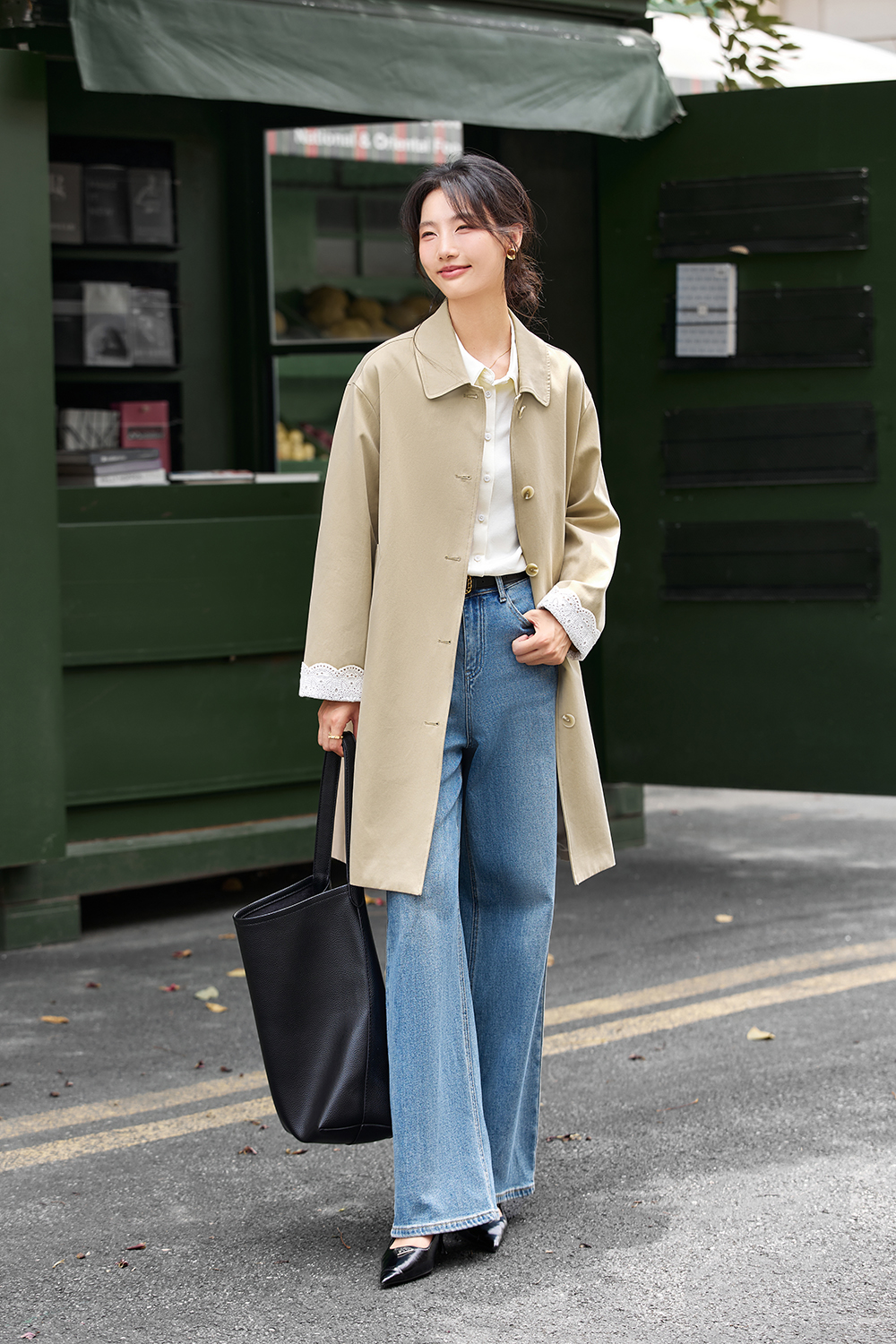 Lace-Cuff Trench Coat with Structured Silhouette