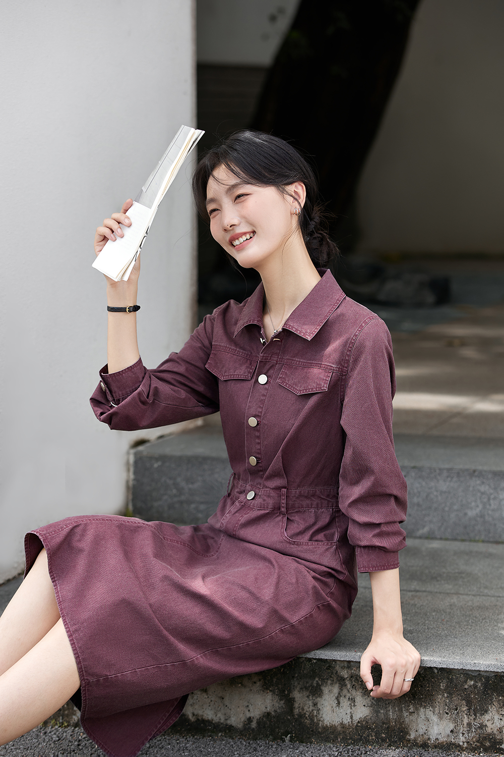 Utility-Chic Cotton Shirtdress with Belted Waist