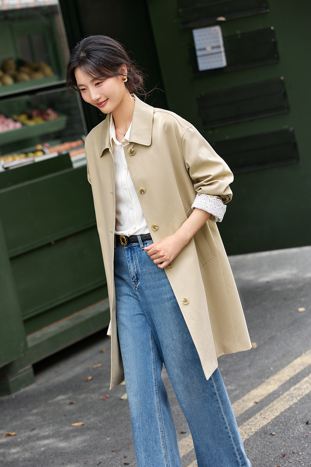 Lace-Cuff Trench Coat with Structured Silhouette