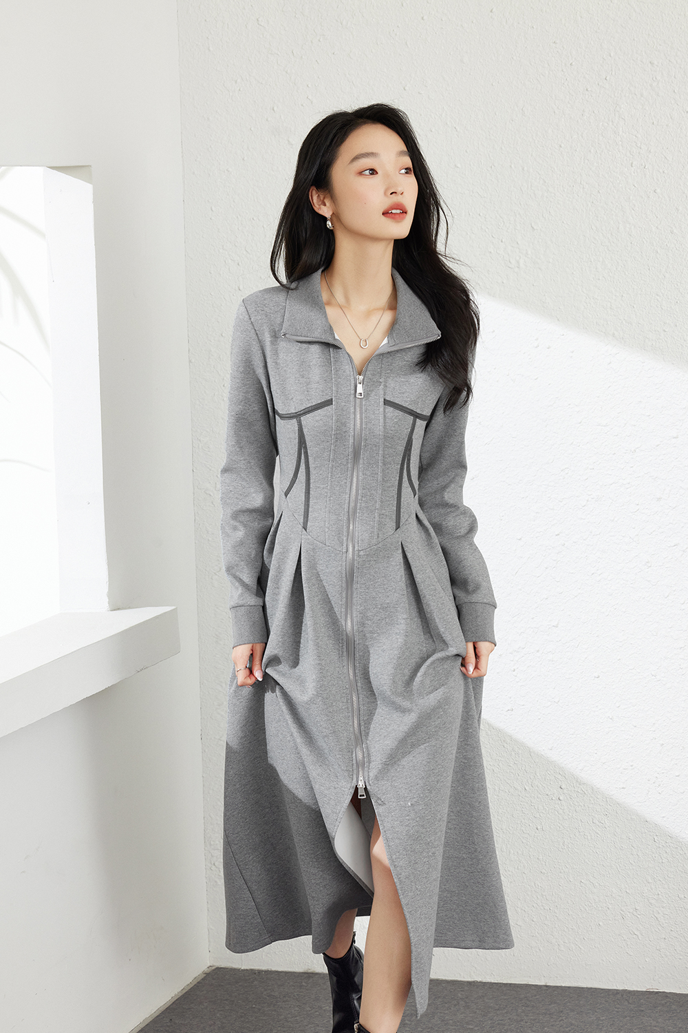 Fashion Stand-Collar Silhouette Dress