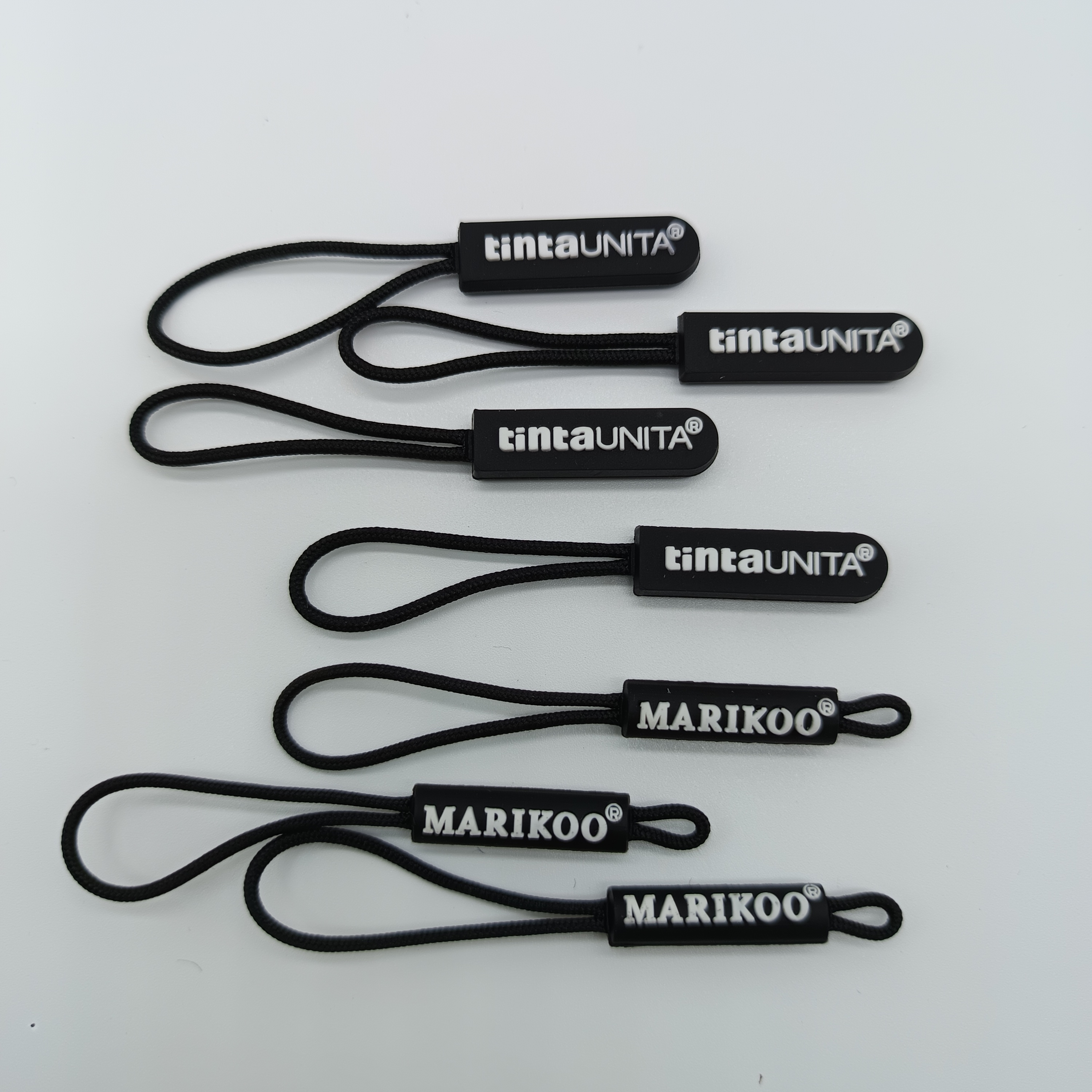 Wholesale Silicone Zipper Pulls for Garment Bags | Personalized Logo Zip Sliders Fashion Accessories