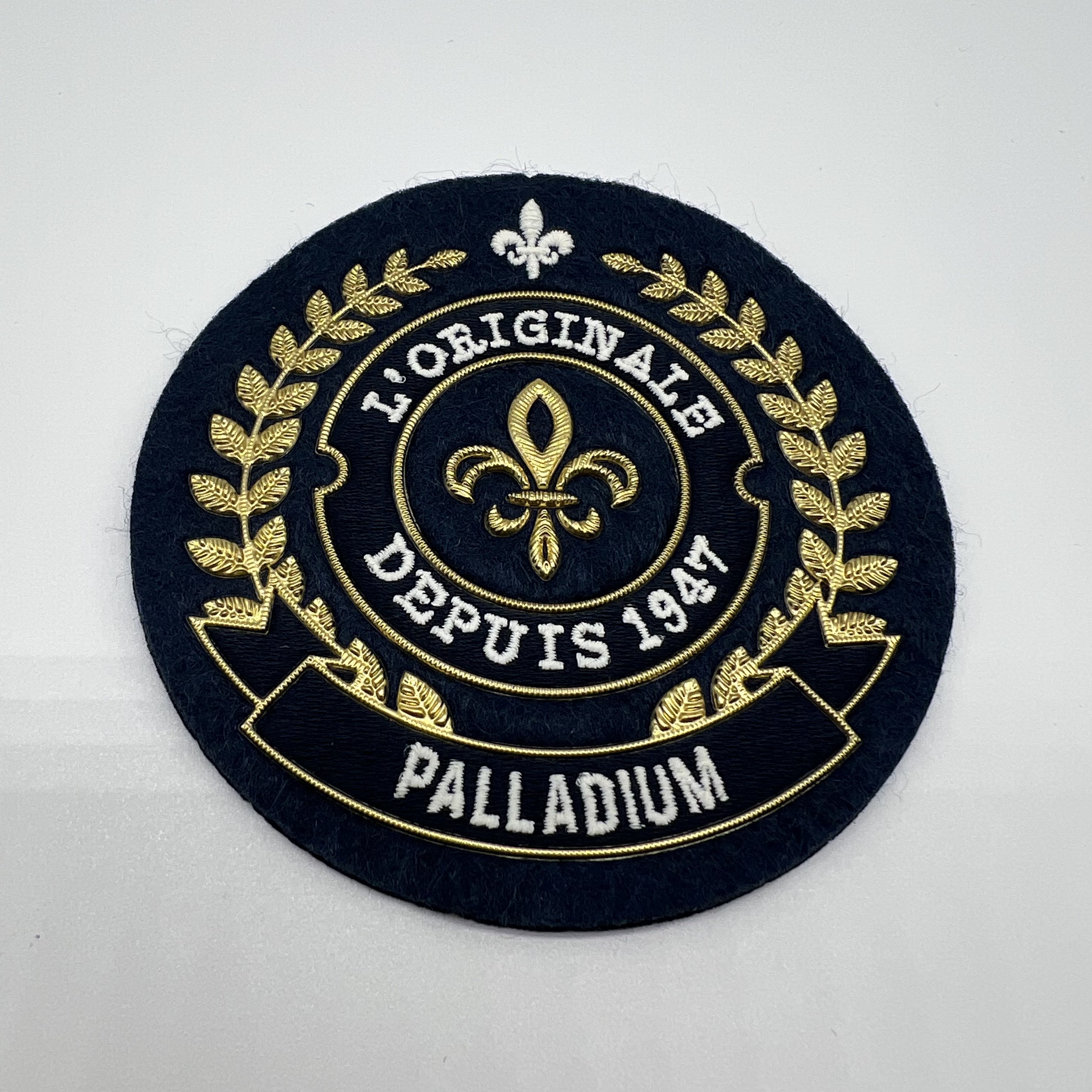 Custom Silicone Wristbands for Clothing - Fashion Brand Accessories