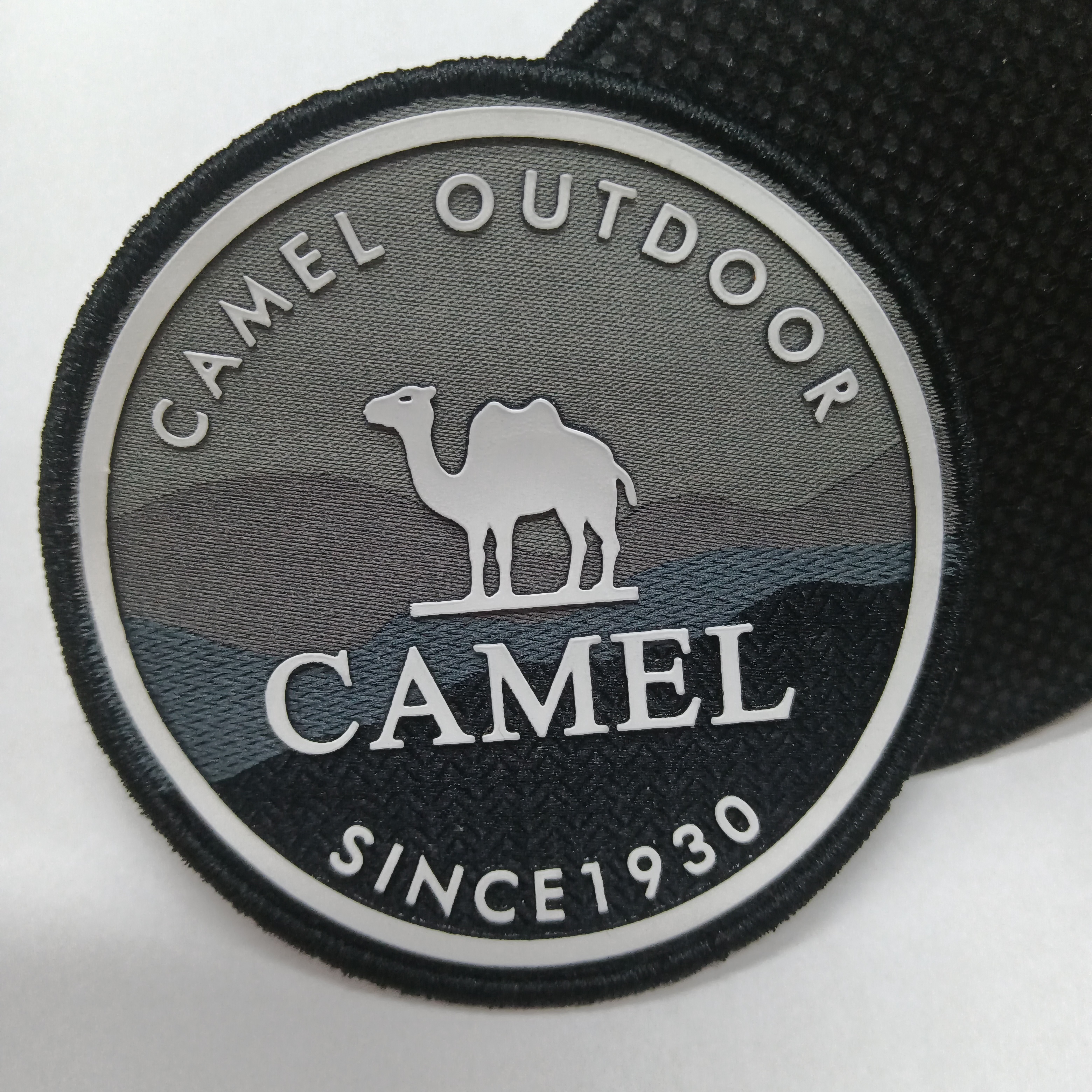 3D Embossed Silicone Label – Custom Rubber Patch Subtitle: Eco-Soft, Sew-On, Washable ≥50 Times
