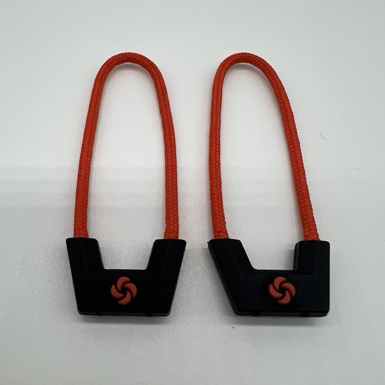 Durable Silicone Zipper Pulls – Custom Logo for Bags, Jackets & Luggage