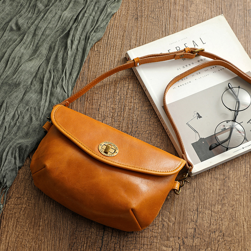 Juliette Twist-Lock Crossbody
