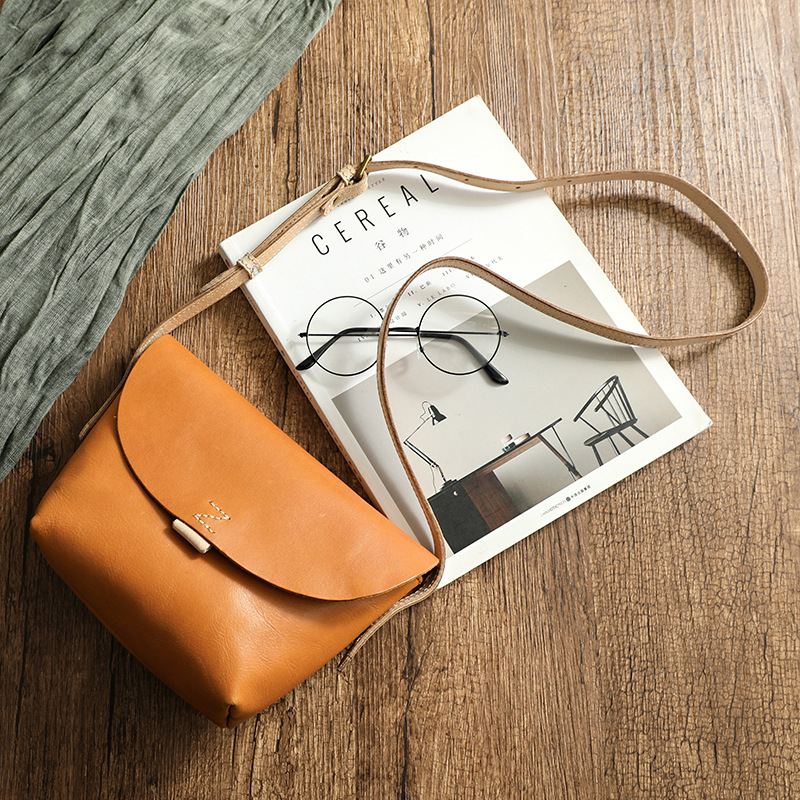 Margaux Minimal Flap Crossbody