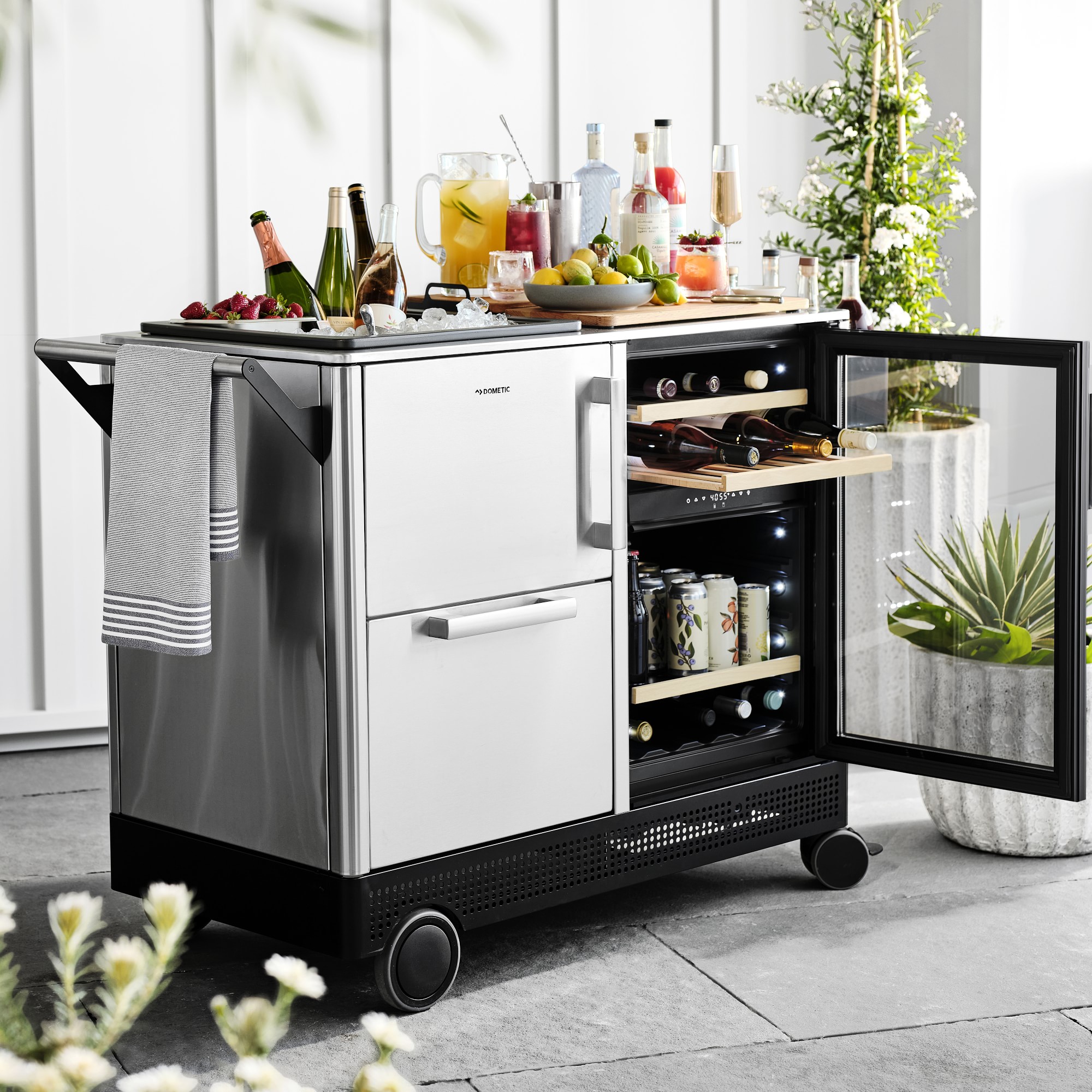 Dometic MoBar 550S Outdoor Mobile Bar Cart