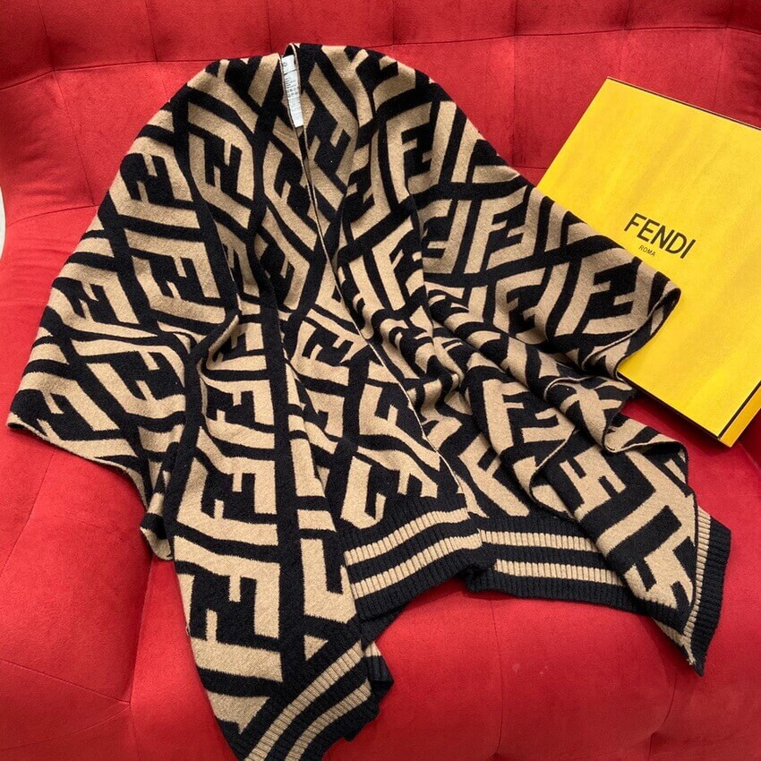 Fendi Multicolour Wool And Viscose Shawl FXT251