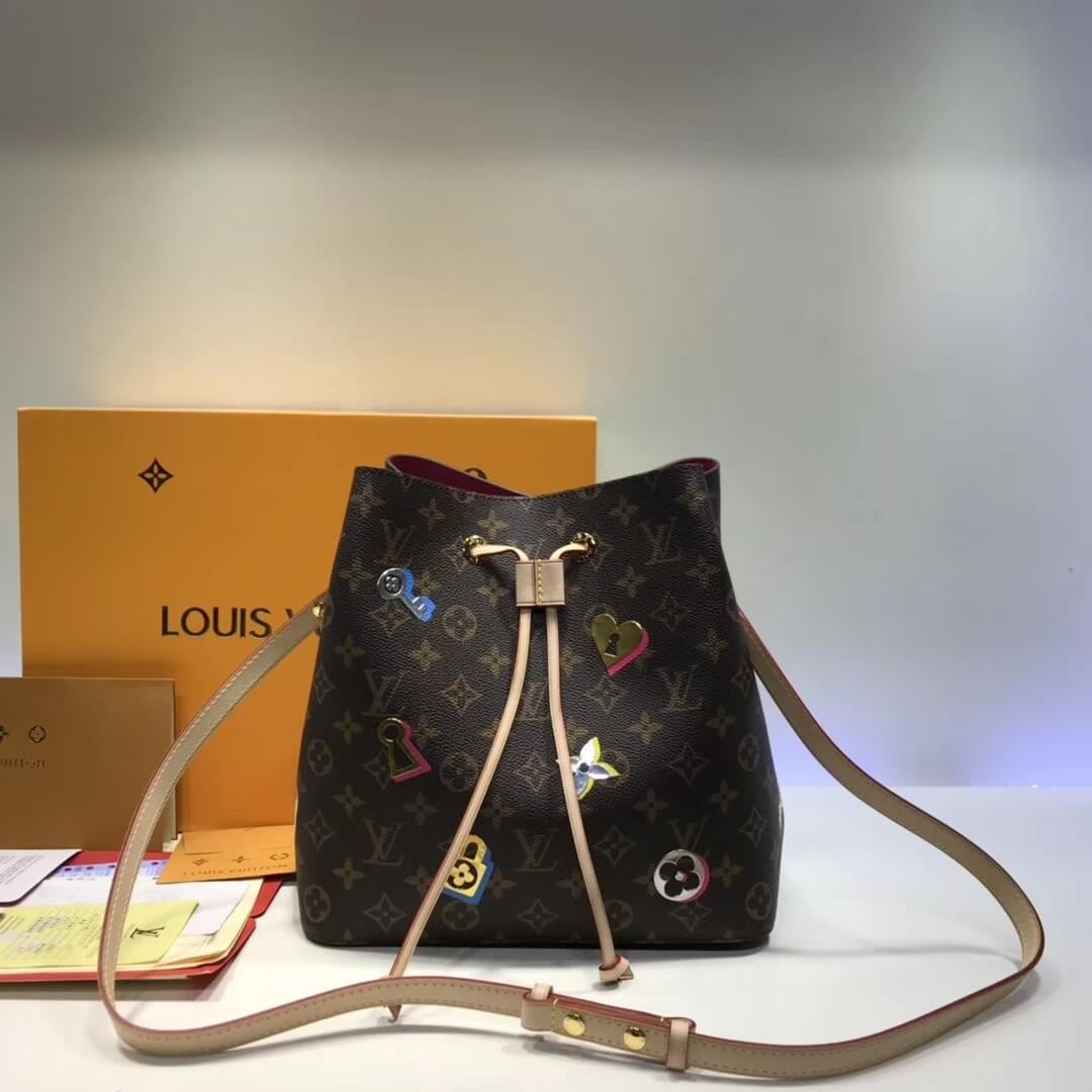 Louis Vuitton Monogram Canvas NeoNoe M44369