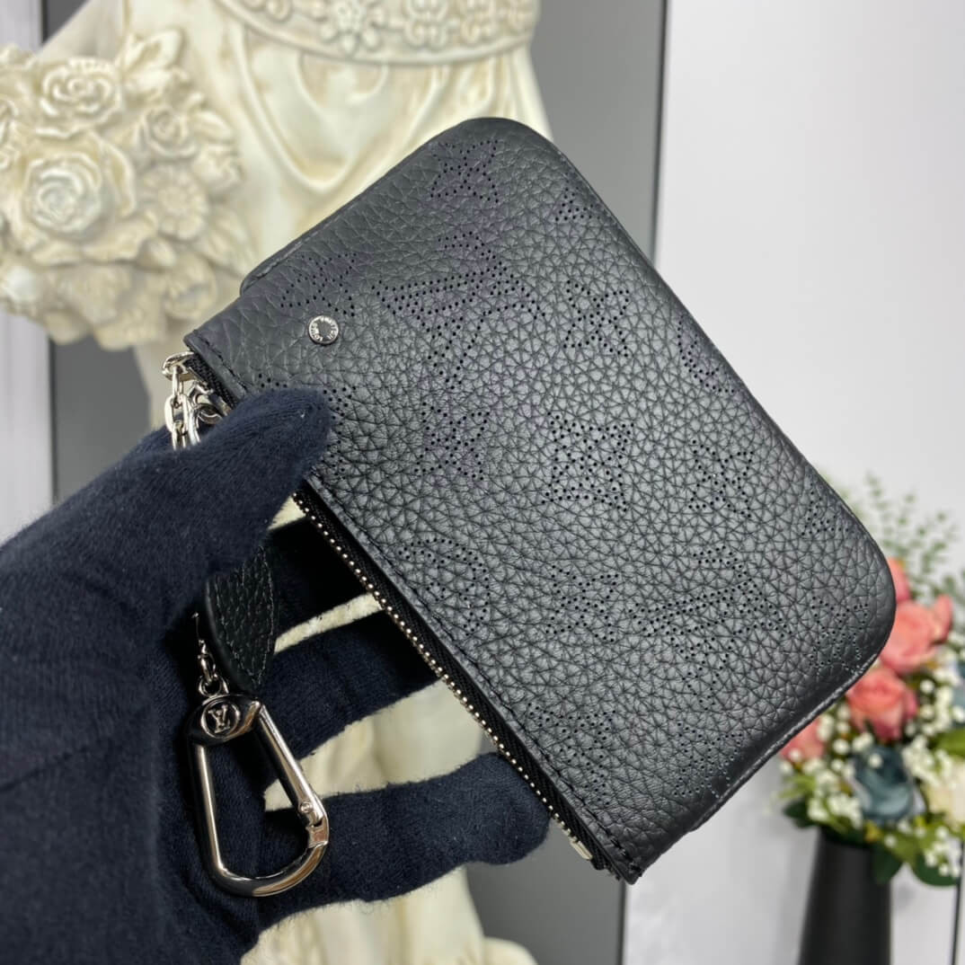 Louis Vuitton Mahina Leather Key Pouch M69508