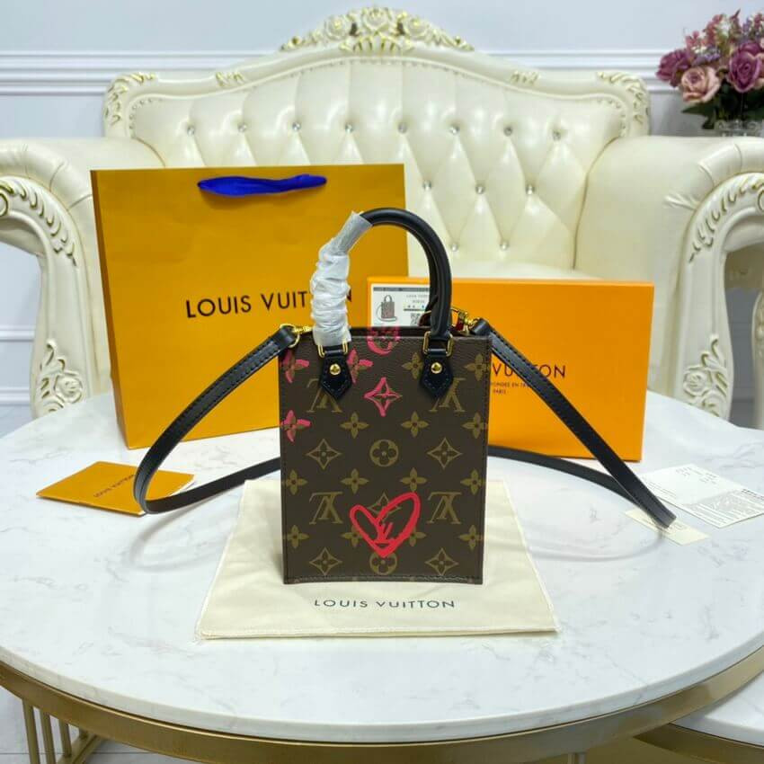 Louis Vuitton Signature Drawn Petit Sac Plat M80839