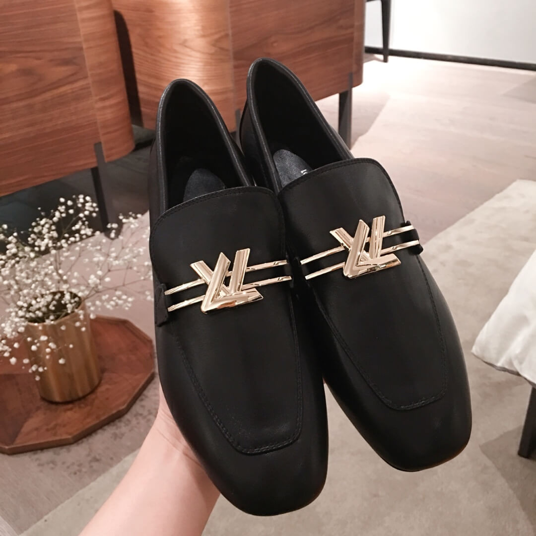 Louis Vuitton Leather Upper Case Line Loafer 1A4XD2