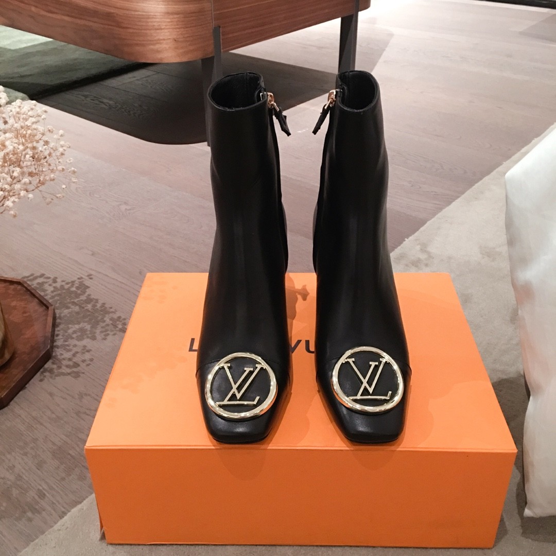 Louis Vuitton Madeleine Ankle Boot 1A5BPA