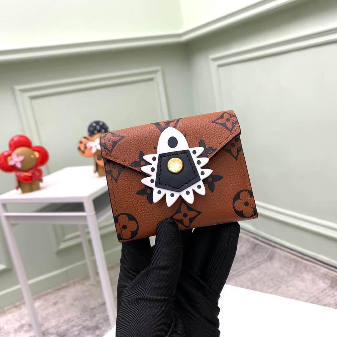 Louis Vuitton LV Crafty Zoe Wallet M69511