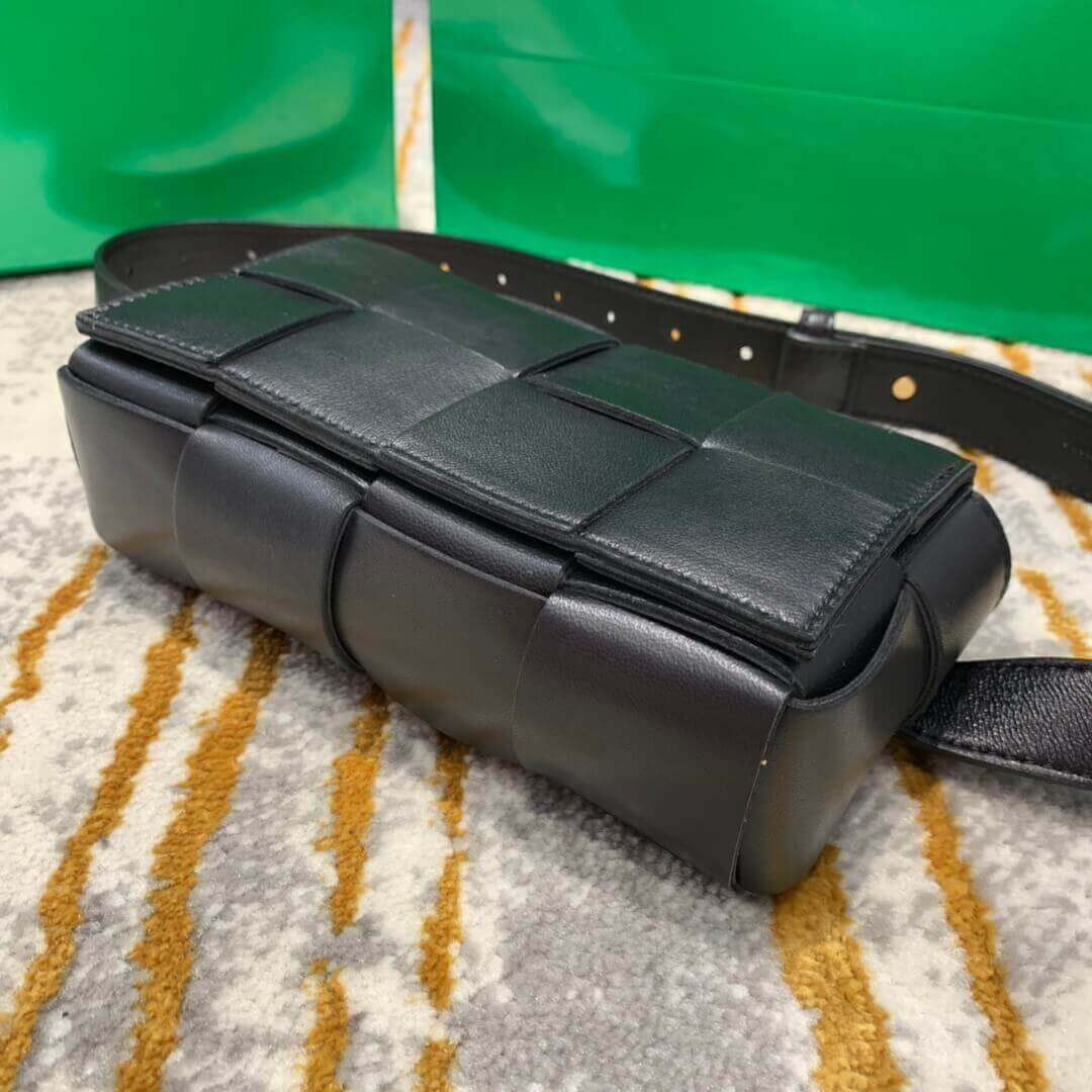 Bottega Veneta The Belt Cassette 639367