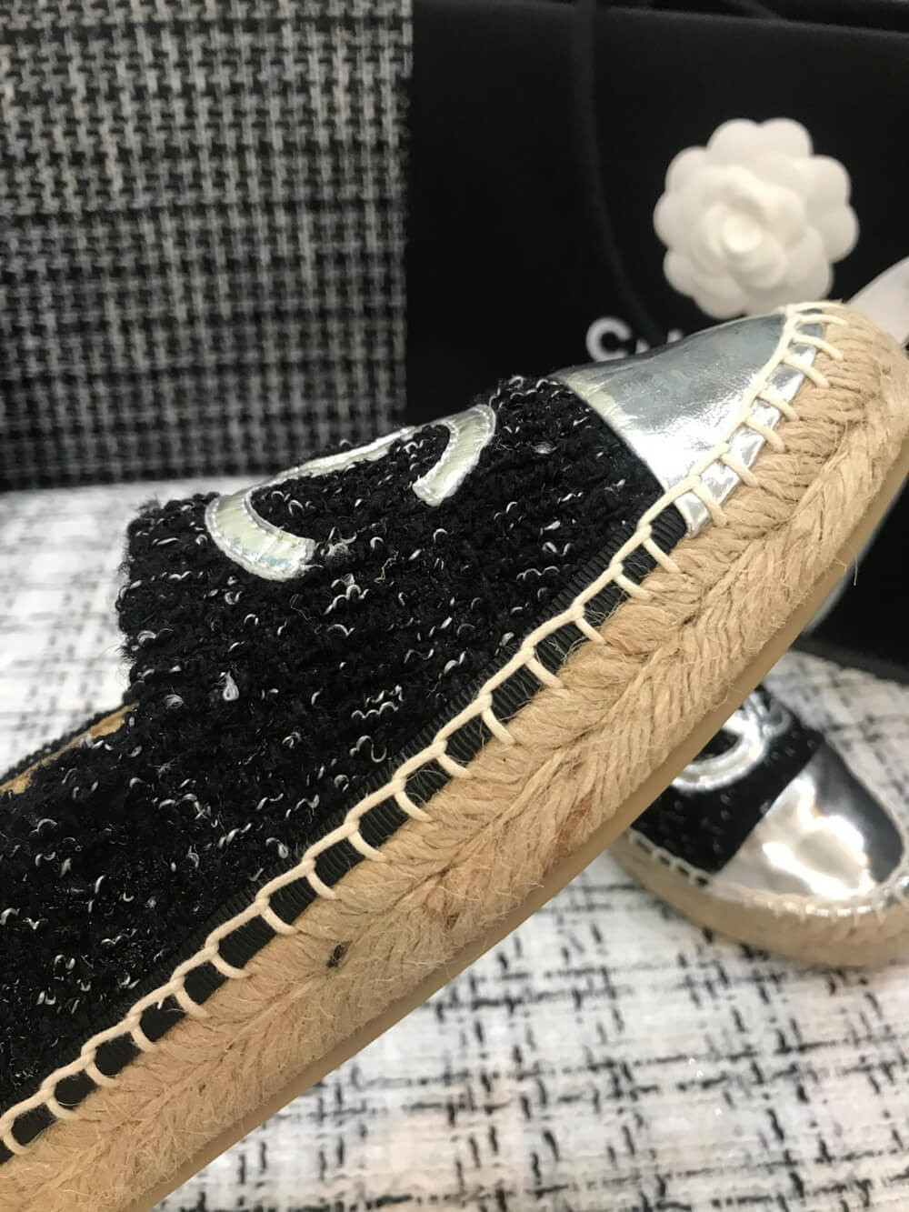 Chanel Tweed & Patent Calfskin Espadrilles G29762 Black/Silver