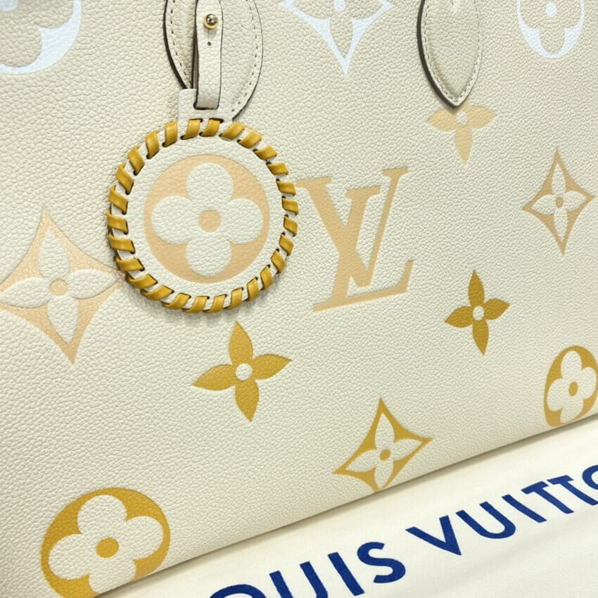 Louis Vuitton Onthego MM M45717 M45718