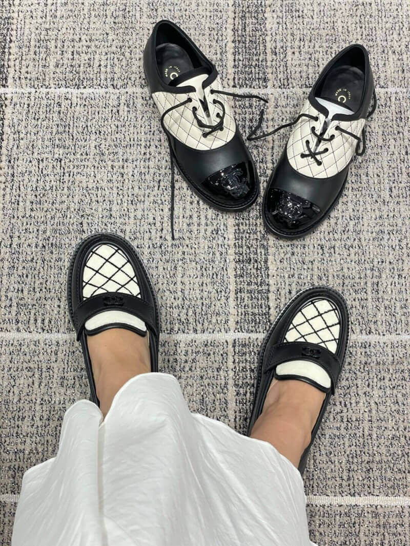 Chanel Black Leather and White Velvet Loafers