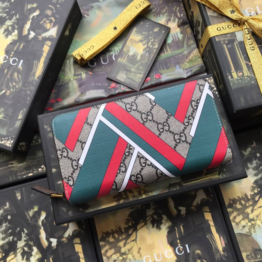 Gucci GG Chevron GG Supreme Zip Around Wallet 429223