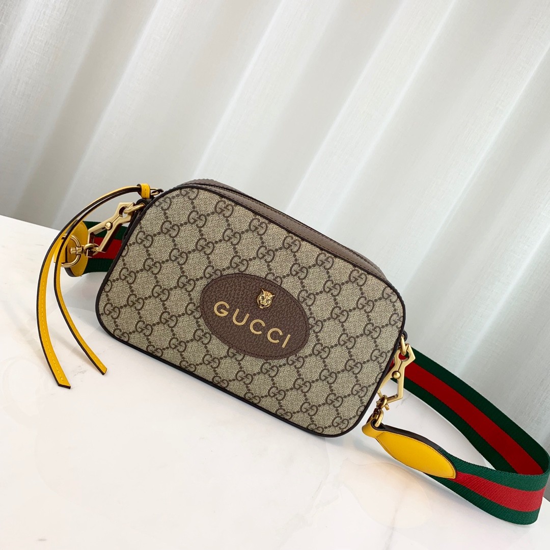 Gucci GG Supreme Messenger Bag 476466