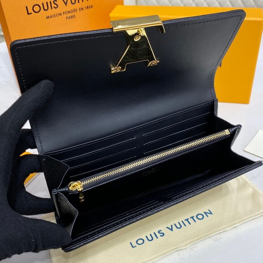 Louis Vuitton Capucines Wallet M81305