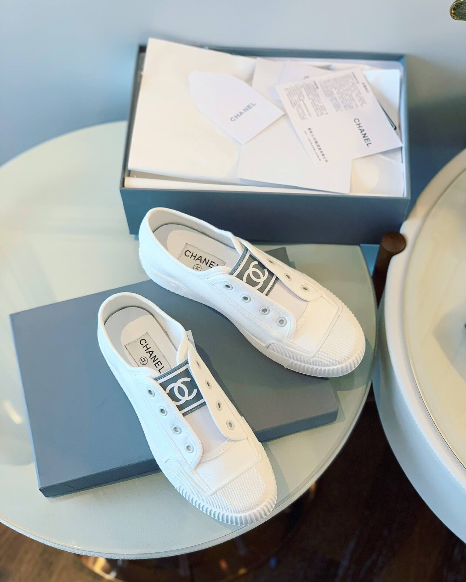 Chanel Vintage CC Logo Sneakers GS01287