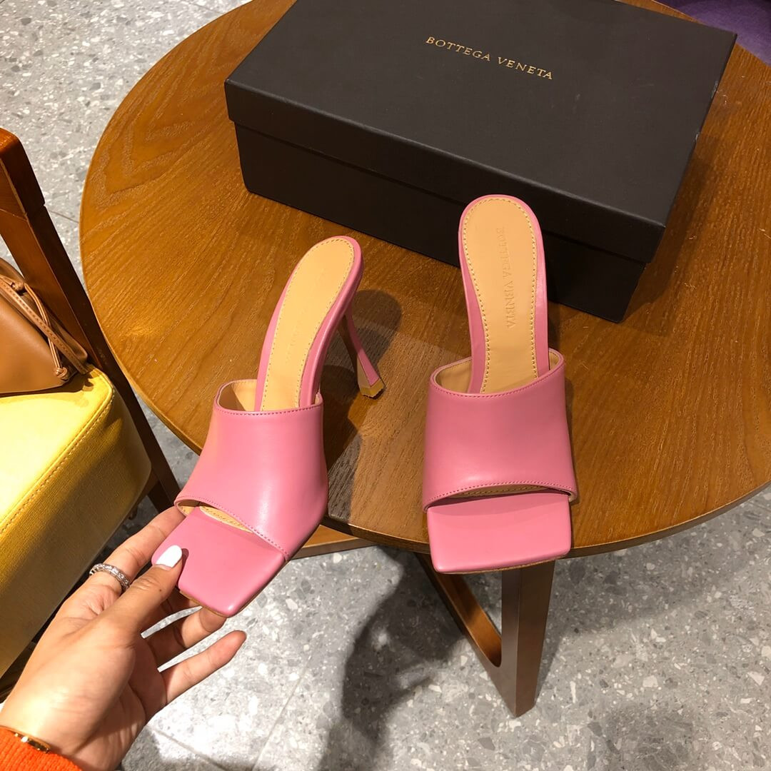 Bottega Veneta Stretch Sandals 610538