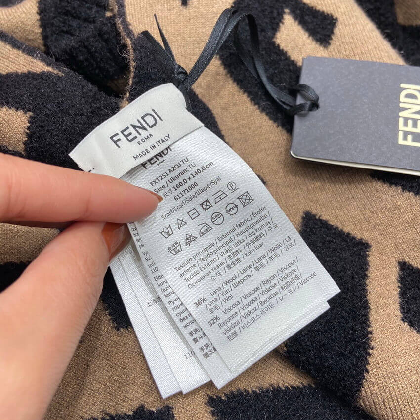 Fendi Multicolour Wool And Viscose Shawl FXT251