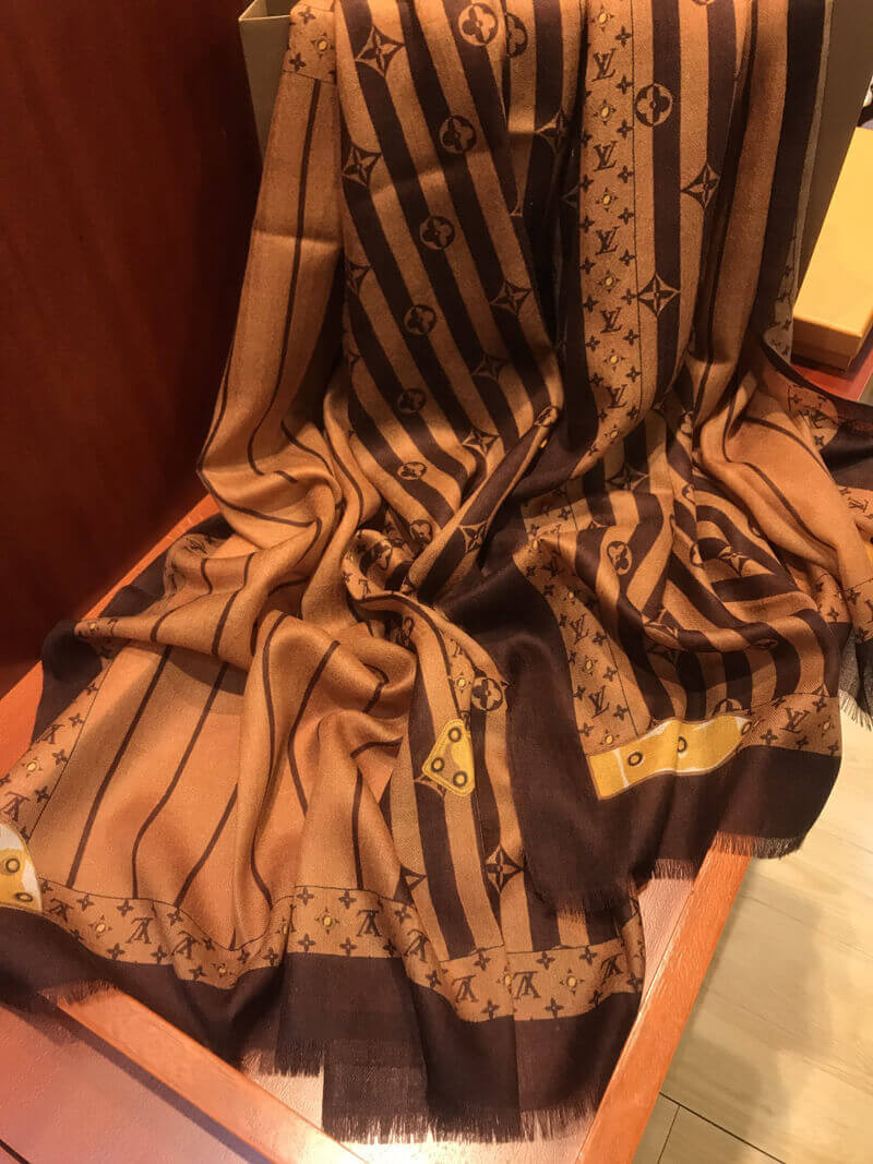 Louis Vuitton Monogram Confidential Scarf 2551