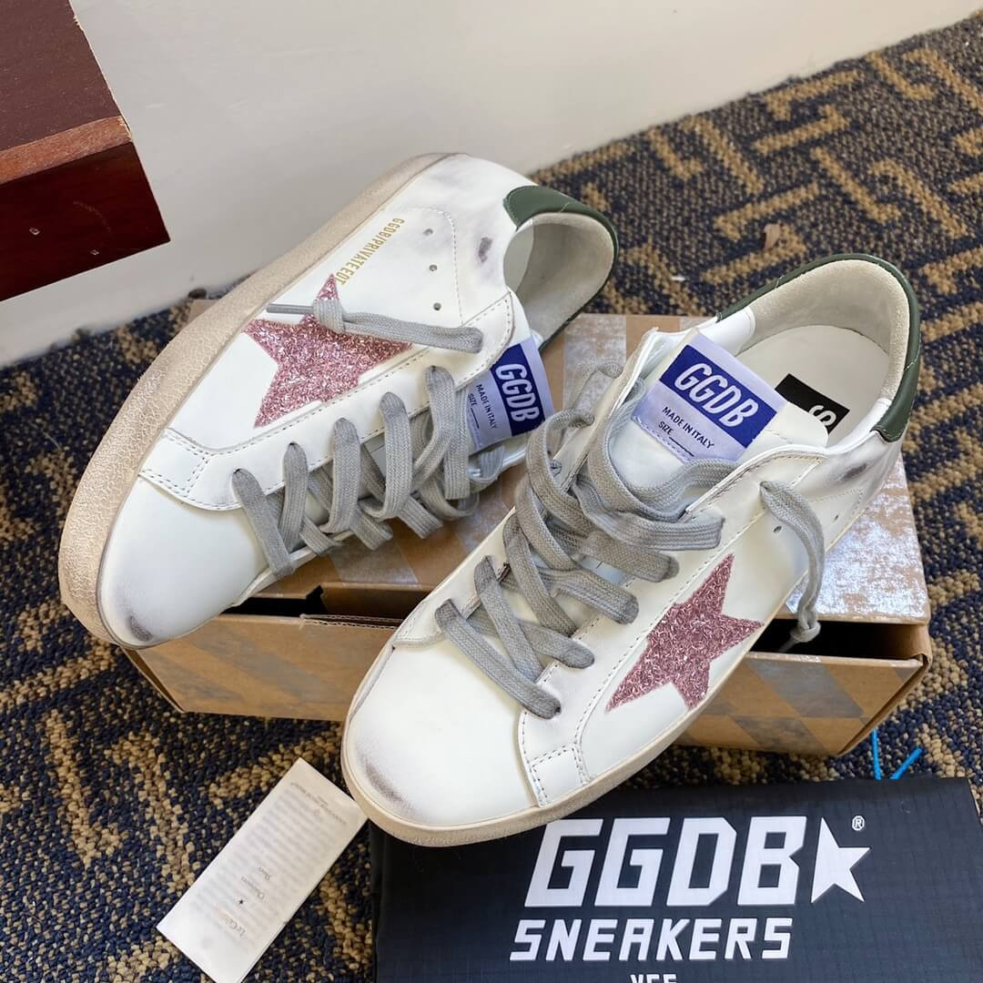 Golden Goose Superstar Sneaker WZ269